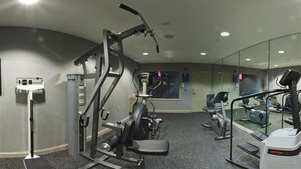 Holiday Inn Express Hotel & Suites Plano West - Frisco By Ihg Buitenkant foto