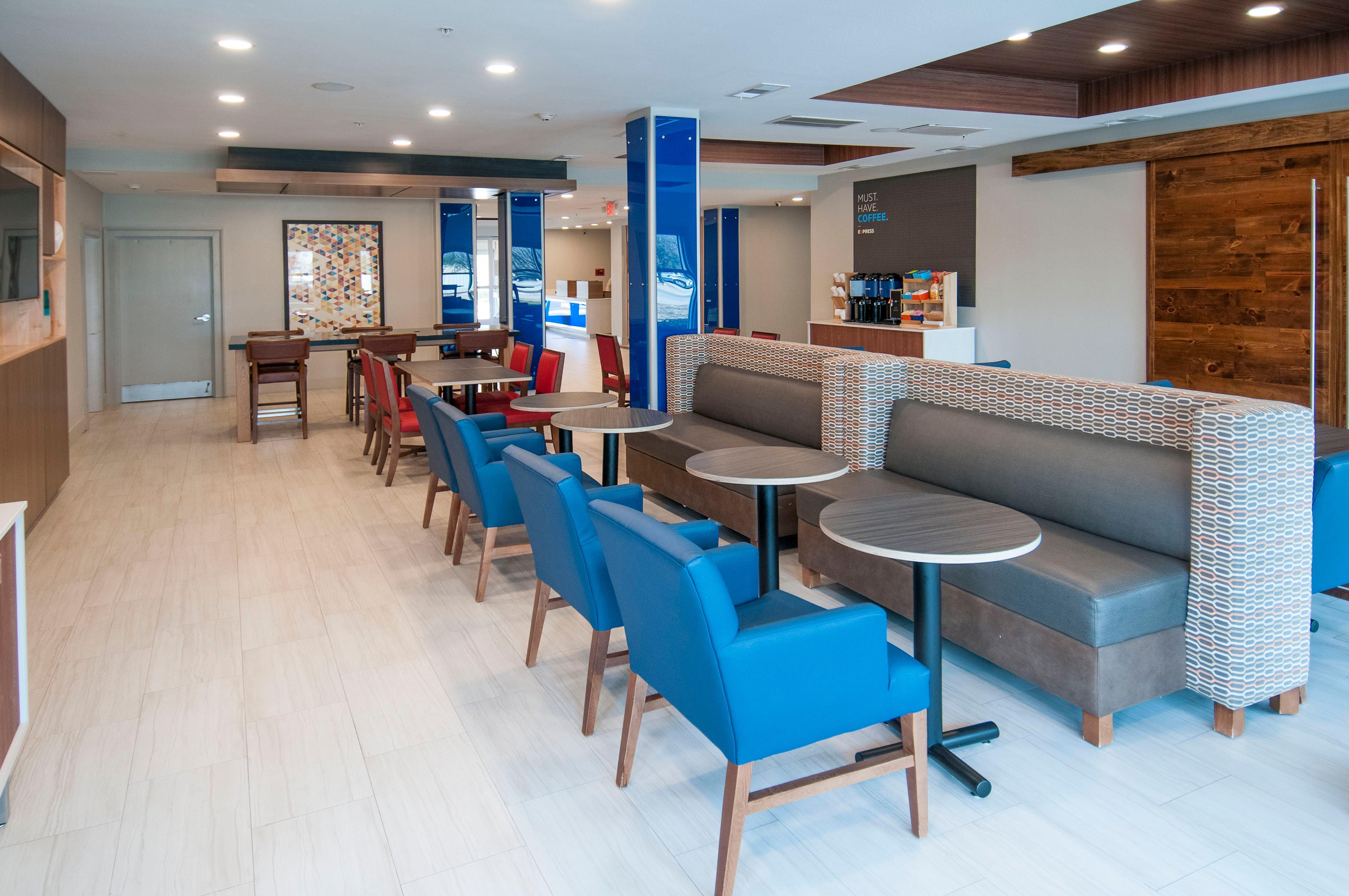 Holiday Inn Express Hotel & Suites Plano West - Frisco By Ihg Buitenkant foto