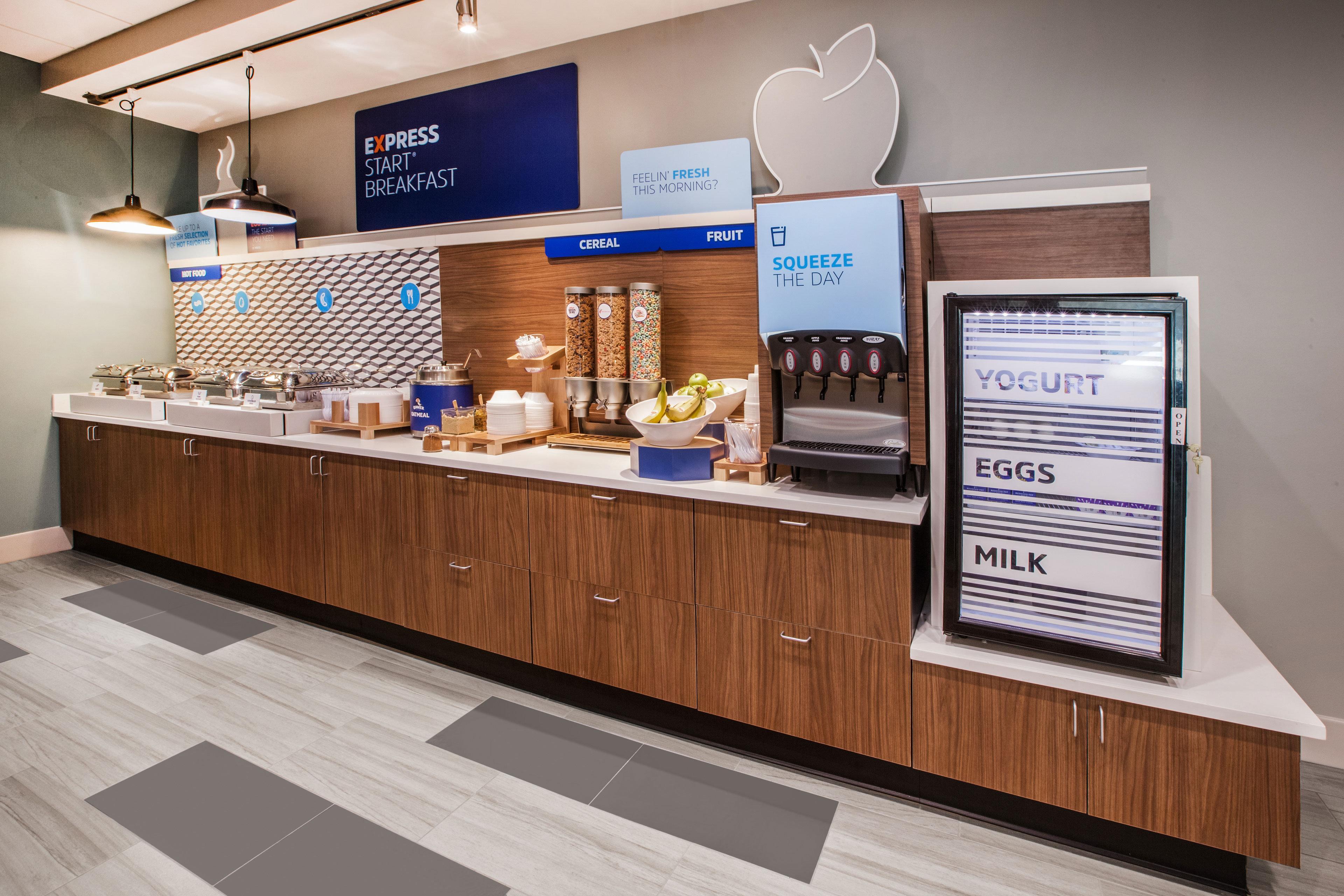 Holiday Inn Express Hotel & Suites Plano West - Frisco By Ihg Buitenkant foto