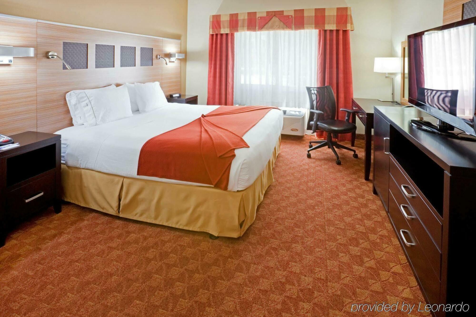 Holiday Inn Express Hotel & Suites Plano West - Frisco By Ihg Kamer foto