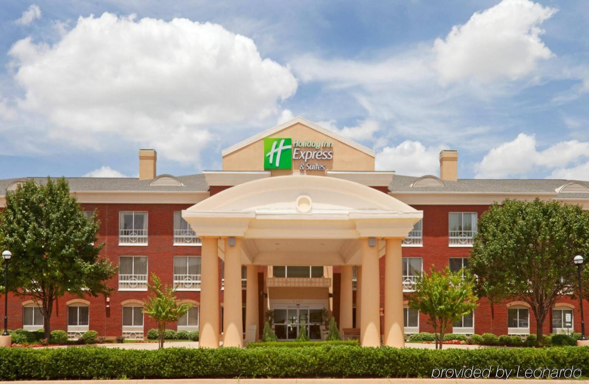 Holiday Inn Express Hotel & Suites Plano West - Frisco By Ihg Buitenkant foto